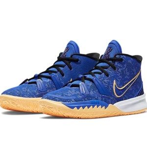 Nike Kyrie 7 ‘Sisterhood’ Sneakers - size 7.5m/9w